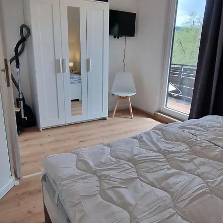 Apartment Hahnenkleer Tied 2